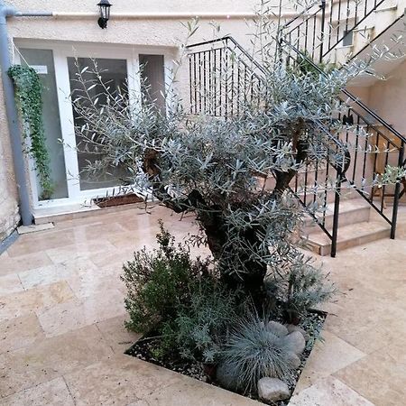 Appartement Perigueux Garage Attenant Fibre Climatisation Екстер'єр фото